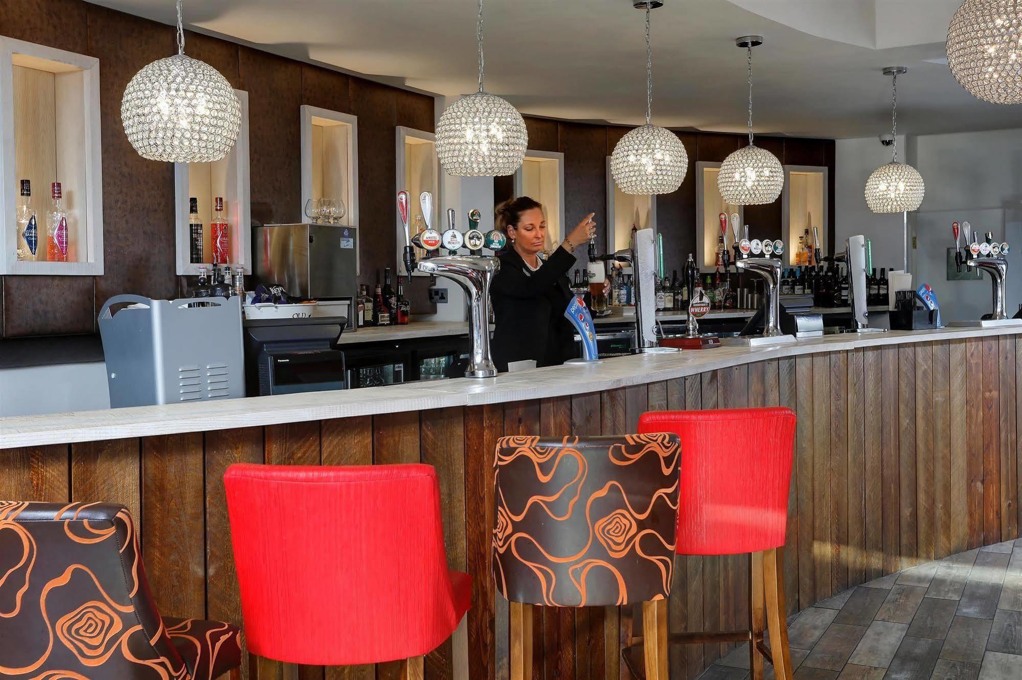 Oaklands Hotel Thorpe St Andrew Ngoại thất bức ảnh